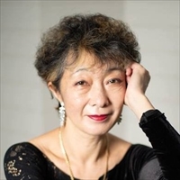 服部真理子